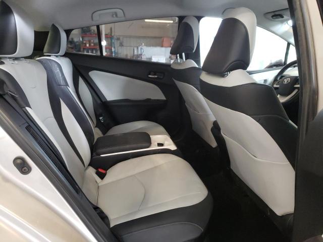 JTDKARFP0H3045738 - 2017 TOYOTA PRIUS PRIM 银色 照片 10