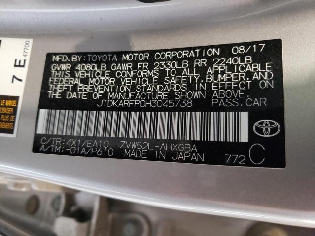 JTDKARFP0H3045738 - 2017 TOYOTA PRIUS PRIM 银色 照片 12