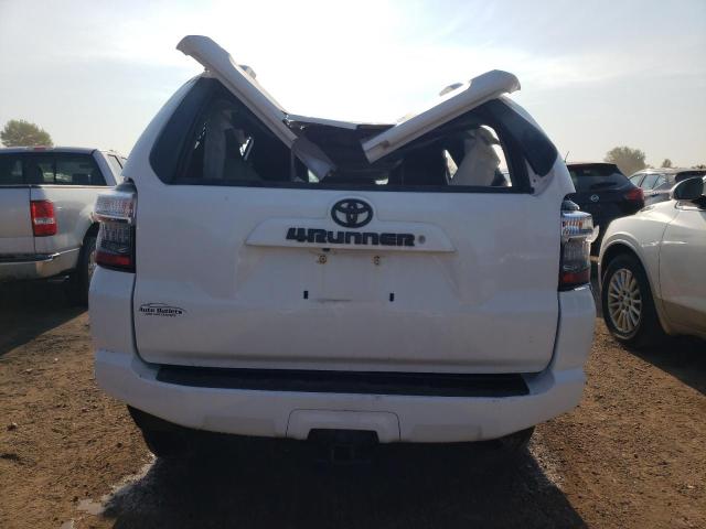 JTEBU5JR6H5409492 - 2017 TOYOTA 4RUNNER SR5/SR5 PREMIUM WHITE photo 6