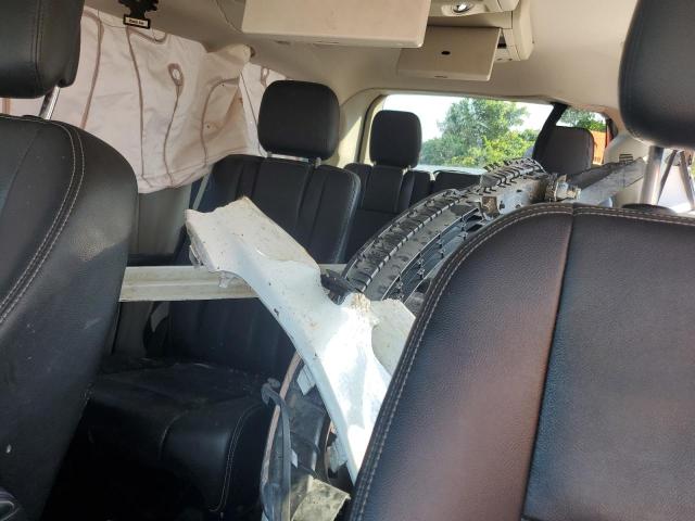 2C4RC1CG4FR509942 - 2015 CHRYSLER TOWN & COU TOURING L WHITE photo 10