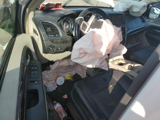 2C4RC1CG4FR509942 - 2015 CHRYSLER TOWN & COU TOURING L WHITE photo 8