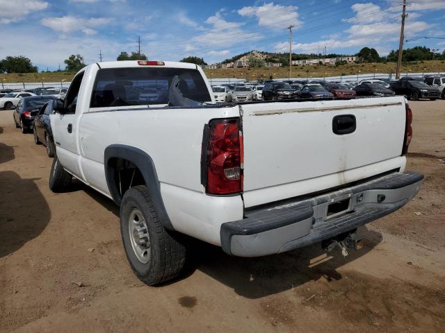 1GCHC24U07E200330 - 2007 CHEVROLET 2500 C2500 HEAVY DUTY WHITE photo 2