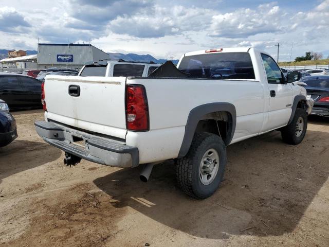 1GCHC24U07E200330 - 2007 CHEVROLET 2500 C2500 HEAVY DUTY WHITE photo 3