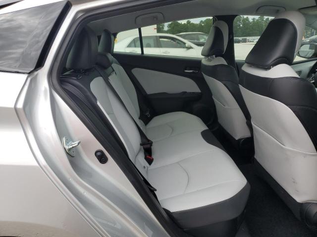 JTDKARFU4G3506718 - 2016 TOYOTA PRIUS 银色 照片 10