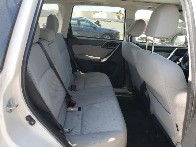 JF2SJADC1GH506854 - 2016 SUBARU FORESTER 2.5I PREMIUM WHITE photo 11