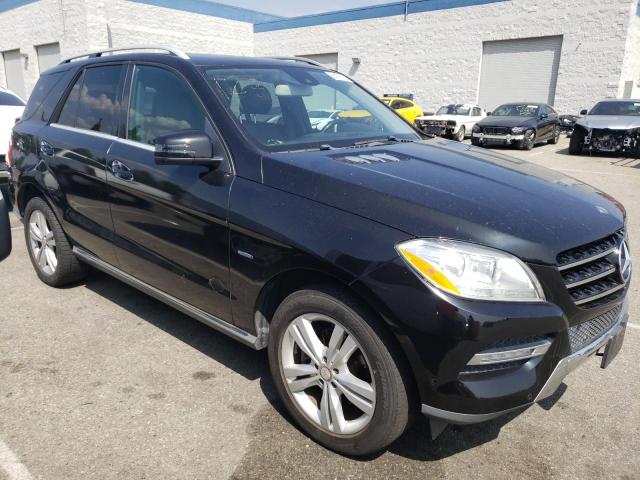 4JGDA5HB2CA086939 - 2012 MERCEDES-BENZ ML 350 4MATIC BLACK photo 4