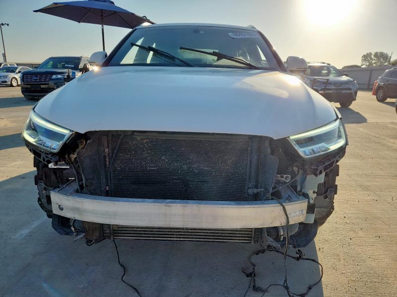 WA1JCCFS3JR009028 - 2018 AUDI Q3 PREMIUM PLUS Білий фото 5