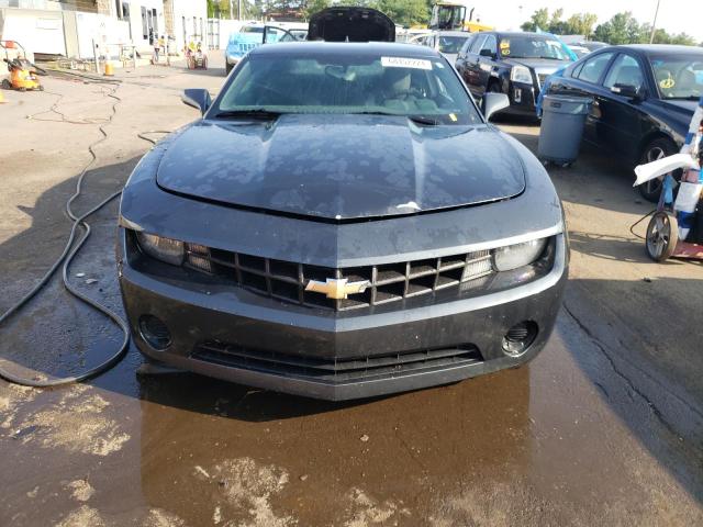 2G1FA1E33C9190685 - 2012 CHEVROLET CAMARO LS CHARCOAL photo 5