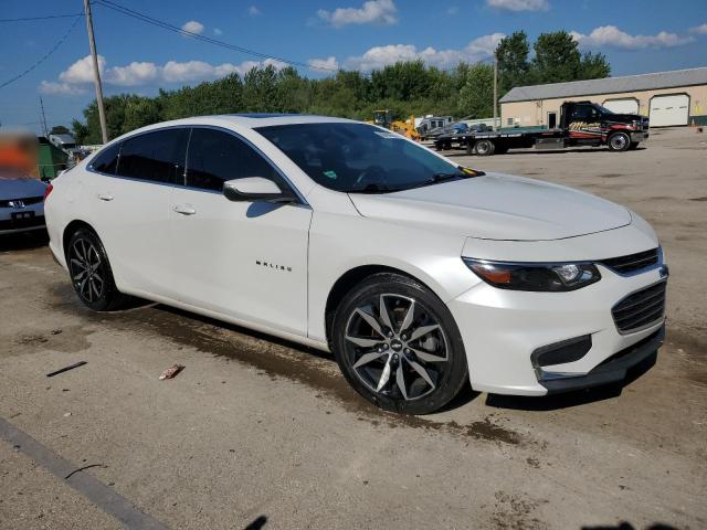 1G1ZD5STXJF273938 - 2018 CHEVROLET MALIBU LT Beyaz fotoğraf 4