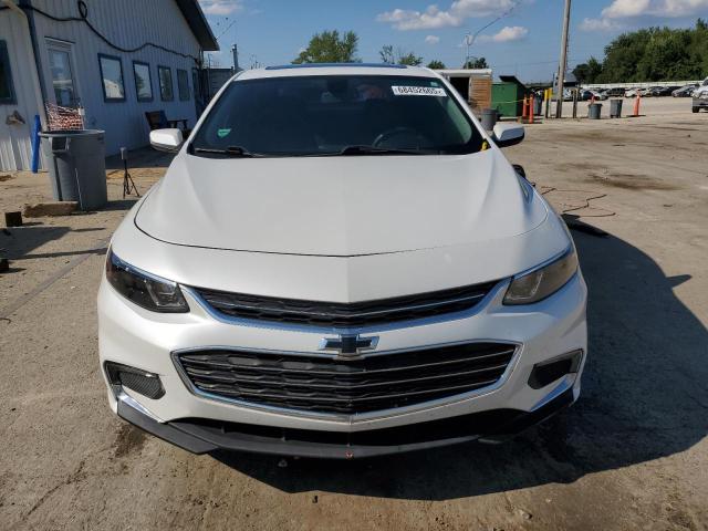 1G1ZD5STXJF273938 - 2018 CHEVROLET MALIBU LT Beyaz fotoğraf 5