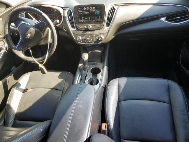 1G1ZD5STXJF273938 - 2018 CHEVROLET MALIBU LT Beyaz fotoğraf 8