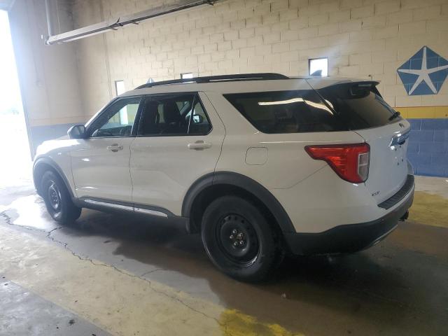 1FMSK8DH5NGB19433 - 2022 FORD EXPLORER XLT WHITE photo 2