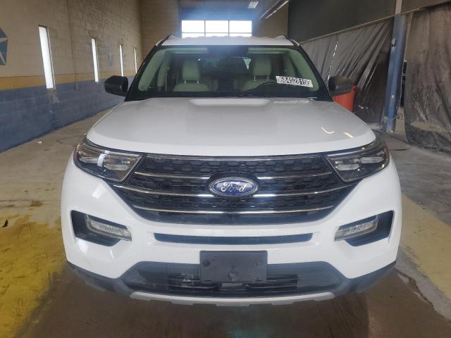 1FMSK8DH5NGB19433 - 2022 FORD EXPLORER XLT WHITE photo 5