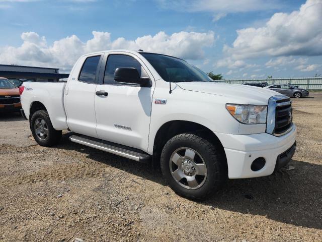 5TFUY5F15CX230443 - 2012 TOYOTA TUNDRA DOUBLE CAB SR5 WHITE photo 4