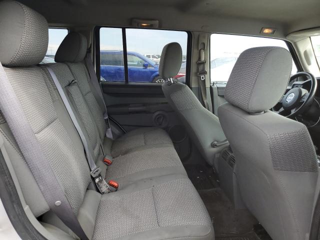 1J8HG48P07C578690 - 2007 JEEP COMMANDER SILVER photo 10