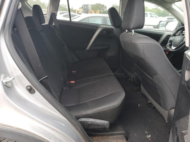 2T3ZFREV3JW433629 - 2018 TOYOTA RAV4 LE Մոխրագույն լուսանկար 11