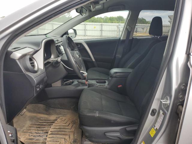 2T3ZFREV3JW433629 - 2018 TOYOTA RAV4 LE Մոխրագույն լուսանկար 7