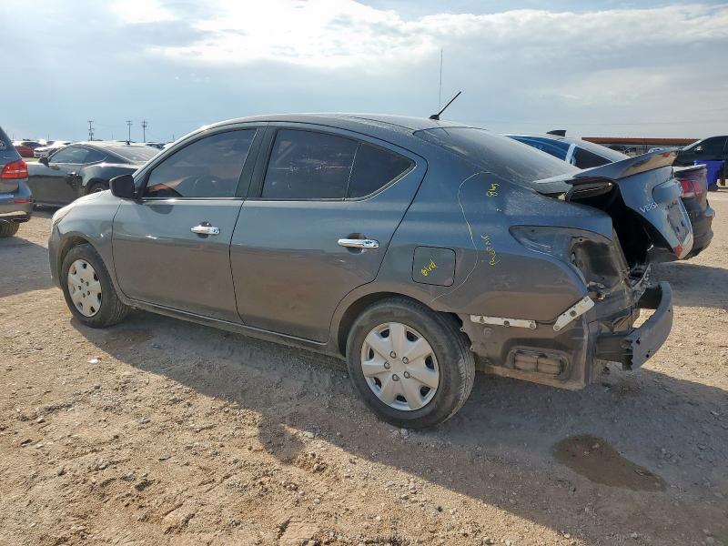 3N1CN7AP2JL855938 - 2018 NISSAN VERSA S 灰色 照片 2