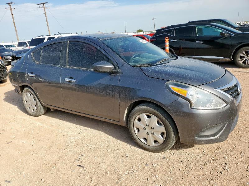 3N1CN7AP2JL855938 - 2018 NISSAN VERSA S 灰色 照片 4