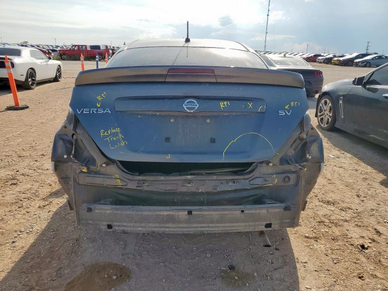 3N1CN7AP2JL855938 - 2018 NISSAN VERSA S 灰色 照片 6