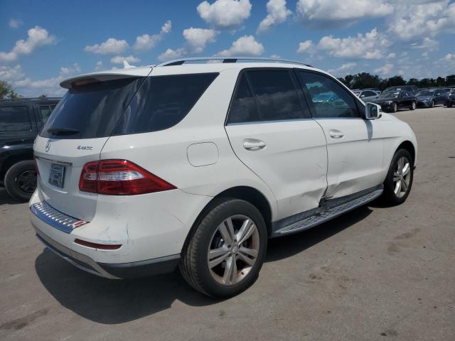 4JGDA5HB3FA497593 - 2015 MERCEDES-BENZ ML 350 4MATIC WHITE photo 3