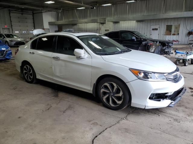 1HGCR2F88HA064225 - 2017 HONDA ACCORD EXL WHITE photo 4
