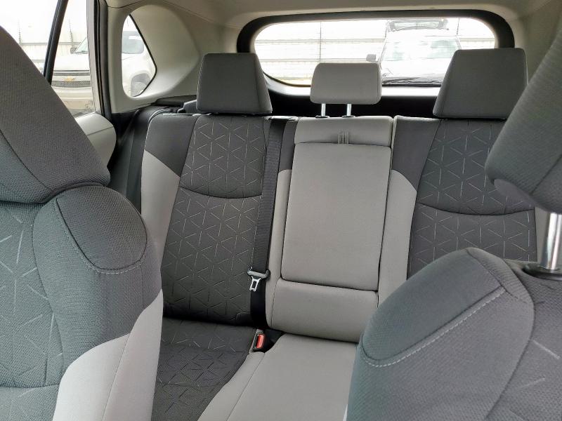 4T3RWRFV5MU025829 - 2021 TOYOTA RAV4 XLE Gümüş foto 10