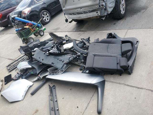 2T3P1RFV7LC132533 - 2020 TOYOTA RAV4 XLE SILVER photo 12