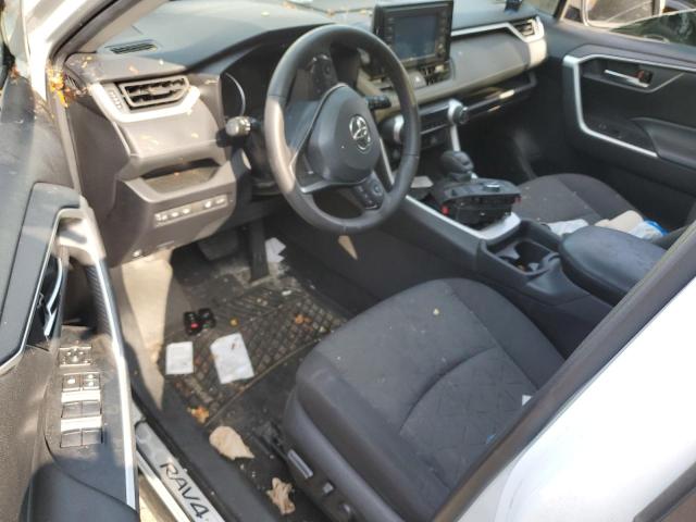 2T3RWRFV8LW099549 - 2020 TOYOTA RAV4 XLE WHITE photo 8