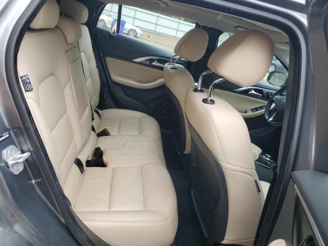 SJKCH5CP8HA018387 - 2017 INFINITI QX30 BASE Gümüş foto 10