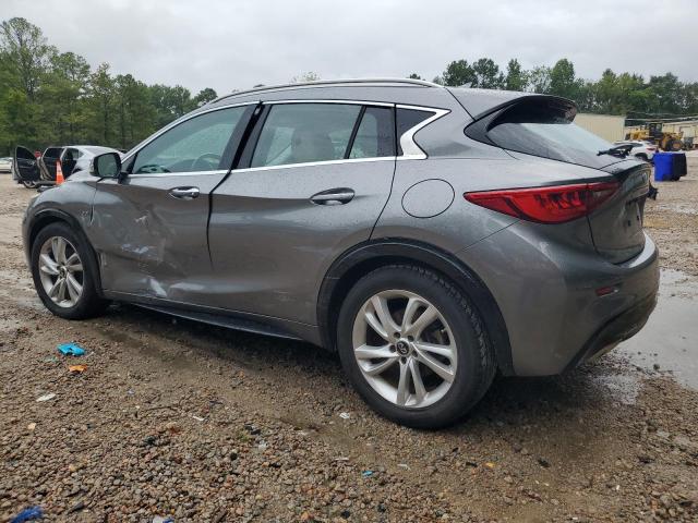 SJKCH5CP8HA018387 - 2017 INFINITI QX30 BASE Gümüş foto 2