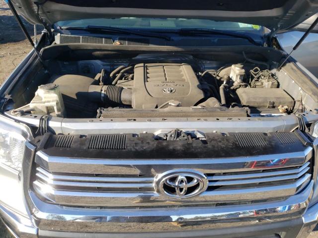 5TFDY5F1XGX567423 - 2016 TOYOTA TUNDRA CREWMAX SR5 SILVER photo 11