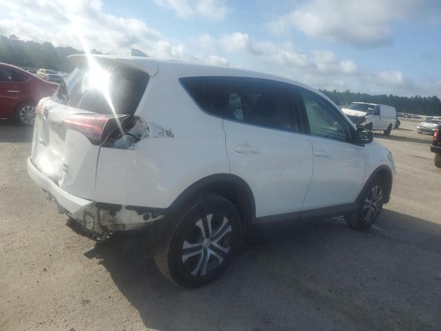JTMBFREV4JD250576 - 2018 TOYOTA RAV4 LE 白色 照片 3