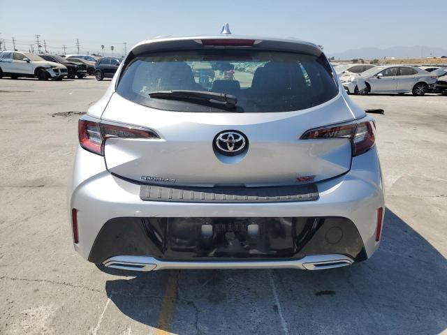 JTNK4RBEXK3050296 - 2019 TOYOTA COROLLA SE Сріблястий фото 6