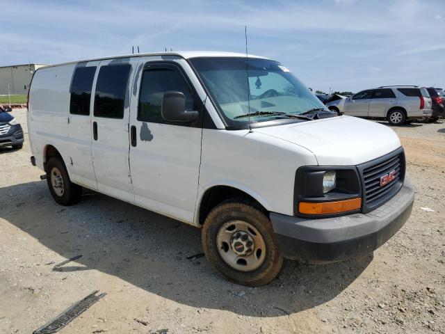 1GTGG25VX71217022 - 2007 GMC SAVANA G2500 WHITE photo 4