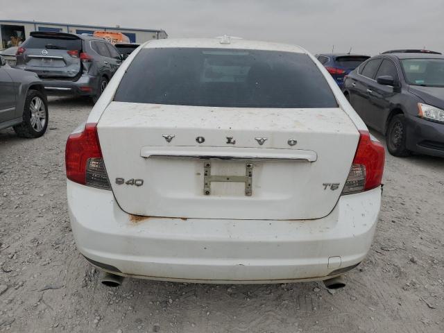 YV1672MS4B2547464 - 2011 VOLVO S40 T5 WHITE photo 6