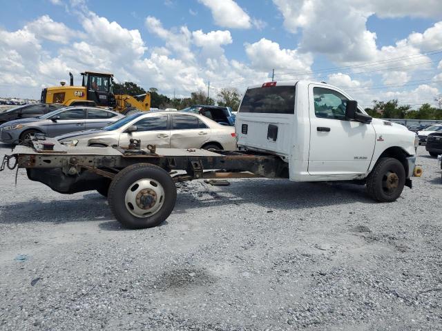 3C7WRTBL2LG184899 - 2020 RAM 3500 WHITE photo 3