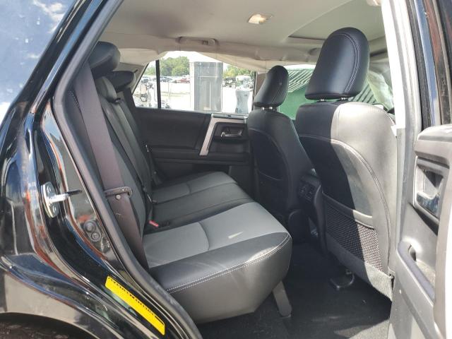 JTEFU5JR6N5269862 - 2022 TOYOTA 4RUNNER SR5 黑色 照片 11