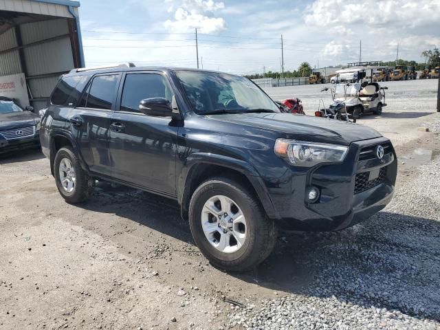 JTEFU5JR6N5269862 - 2022 TOYOTA 4RUNNER SR5 黑色 照片 4