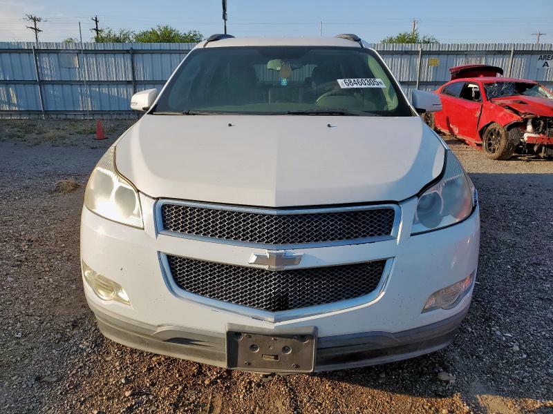 1GNKRGED4CJ425035 - 2012 CHEVROLET TRAVERSE LT WHITE photo 5