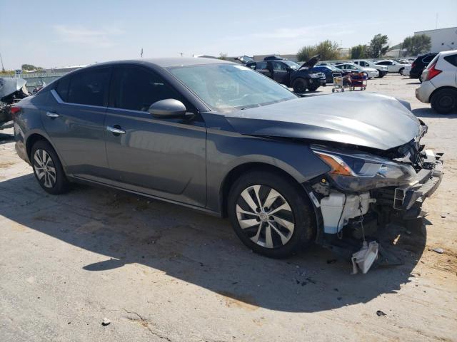 1N4BL4BV2LN302743 - 2020 NISSAN ALTIMA S GRAY photo 4