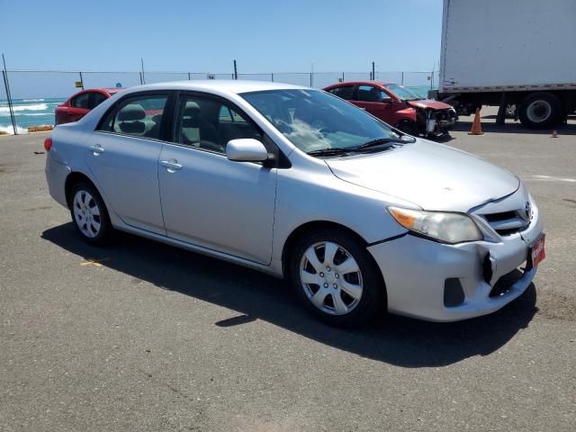 2T1BU4EE0CC828875 - 2012 TOYOTA COROLLA BASE 银色 照片 4