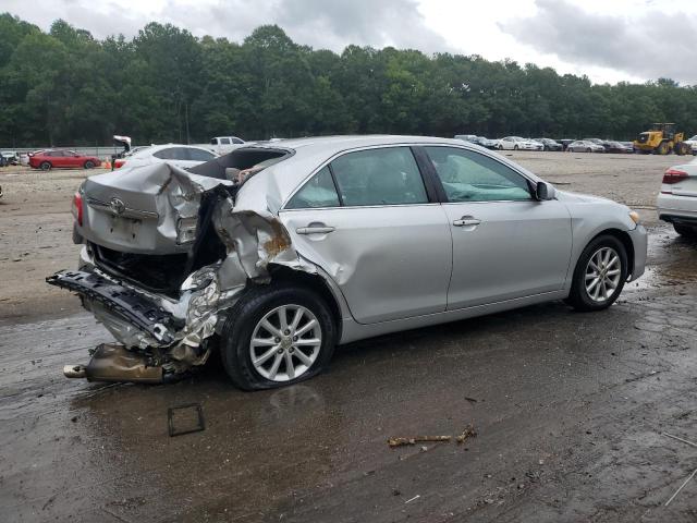 4T1BF3EKXBU222927 - 2011 TOYOTA CAMRY BASE SILVER photo 3