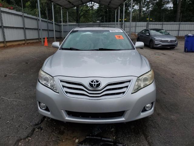 4T1BF3EKXBU222927 - 2011 TOYOTA CAMRY BASE SILVER photo 5