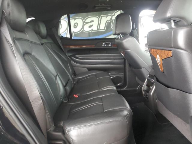 2LMHJ5NK8JBL02384 - 2018 LINCOLN MKT BLACK photo 10