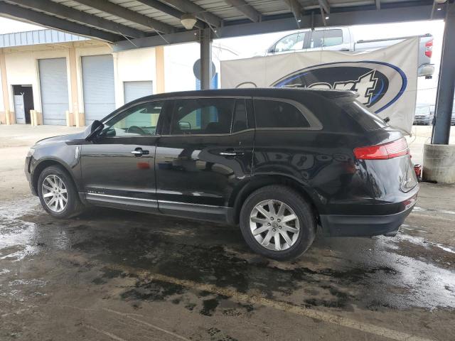 2LMHJ5NK8JBL02384 - 2018 LINCOLN MKT BLACK photo 2