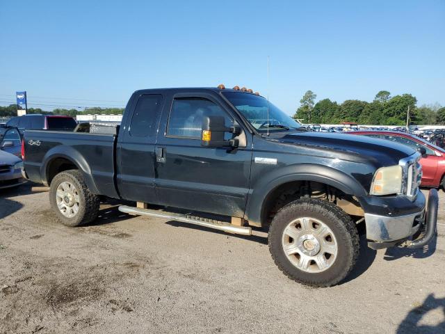 1FTSX21Y55EA36748 - 2005 FORD F250 SUPER DUTY BLACK photo 4