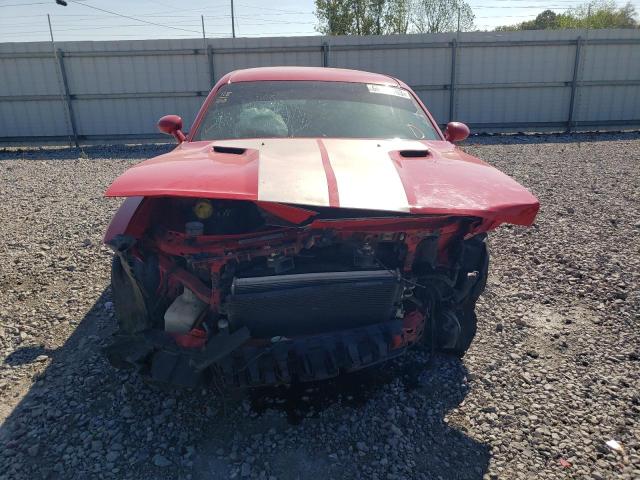 2B3CJ4DV8AH205913 - 2010 DODGE CHALLENGER SE RED photo 5