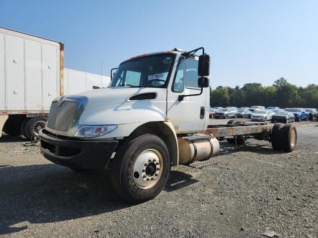 1HTMMMML2JH543504 - 2018 INTERNATIONAL 4300 4300 თეთრი ფოტო 2