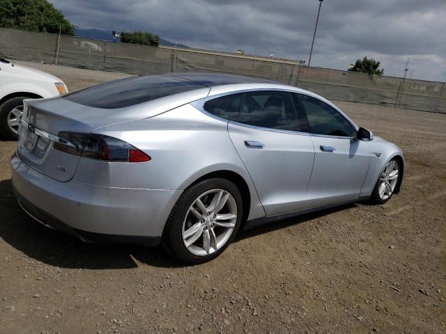 5YJSA1E21FF117943 - 2015 TESLA MODEL S Արծաթագույն լուսանկար 3